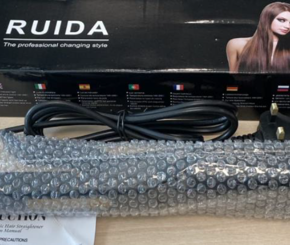 Ruida Black Ceramic Hair Straighteners sold via eBay