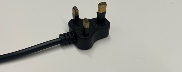 Households urged to check if their Christmas gift is a fire risk by checking its plug
