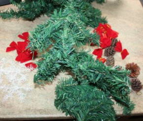 BITOWAT Christmas Garland with Lights sold via Amazon