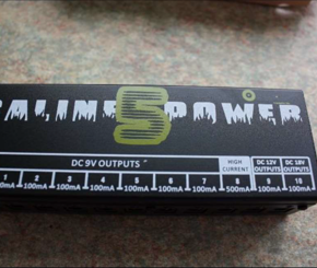 Exqline Guitar Pedal Power Supply sold via Amazon