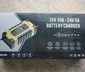 FOXSUR 7-Stage Smart Battery Charger