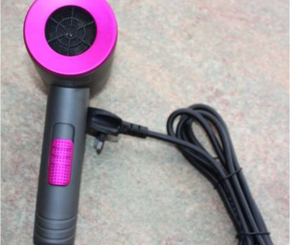 Hairdryer sold via Amazon